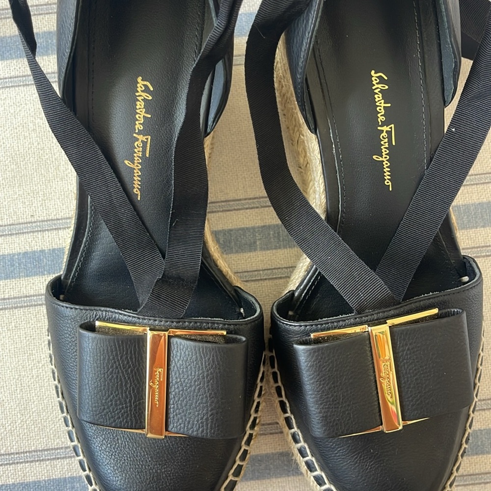 Black Salvatore Ferragamo Double Vara Bow Leather Wedge Espadrille - Picture 5 of 6